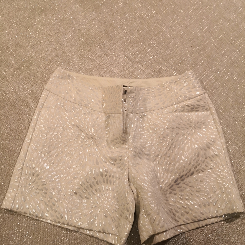 Limited shorts